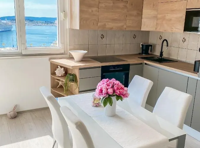 Homey With A View