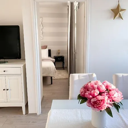 Homey With A View * Split