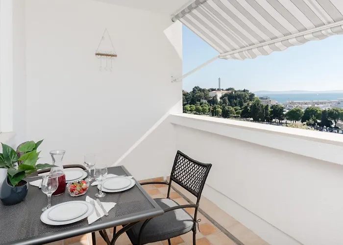 Homey With A View Appartement