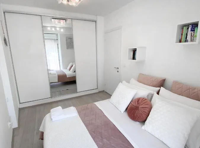 Appartement Homey With A View